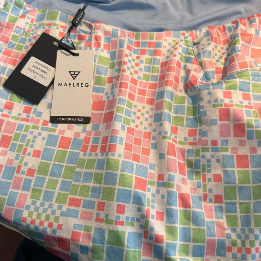 Maelreg Women’s Multicolor Performance Shorts
